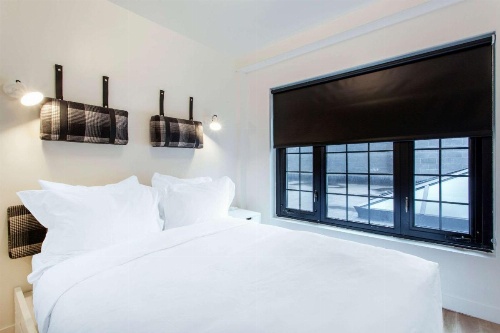 Gowanus Inn & Yard image 14